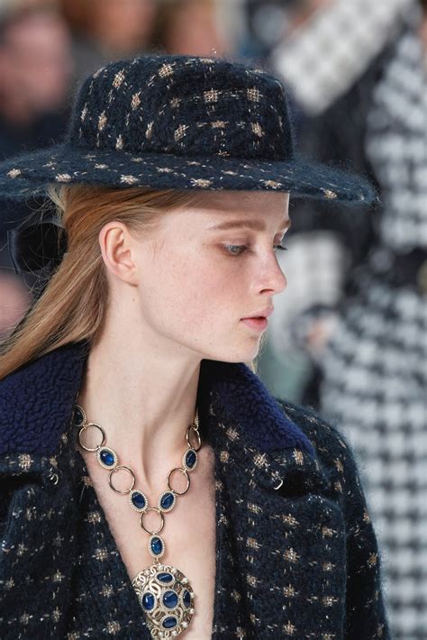 chanel fall winter 2018 2019 by karl lagerfeld|Karl Lagerfeld dresses.